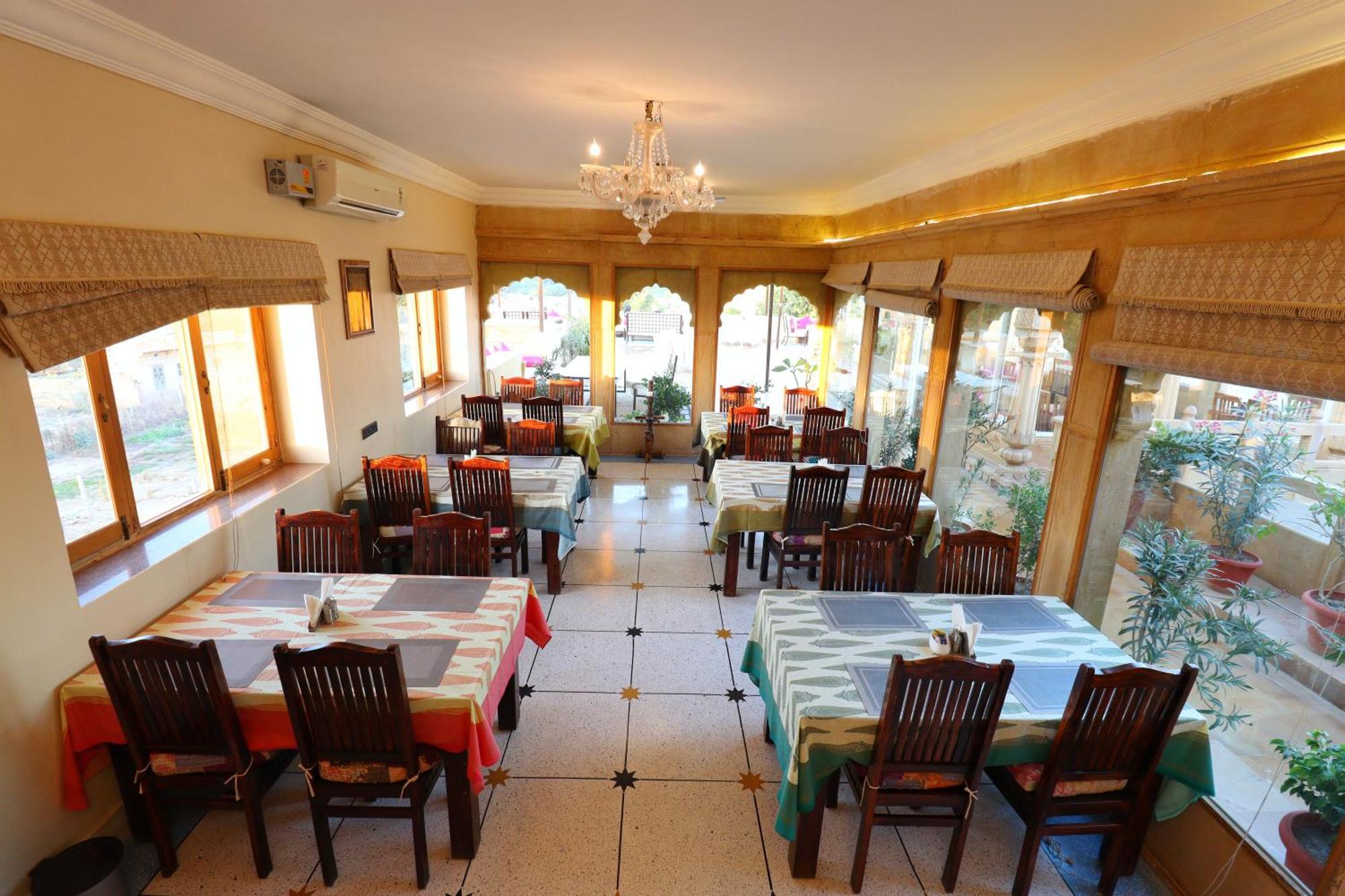 The Gulaal Hotel Dzsaiszalmer Kültér fotó